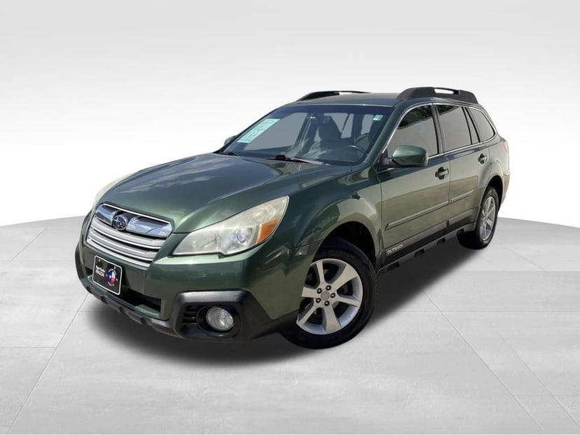2013 Subaru Outback - Image 1