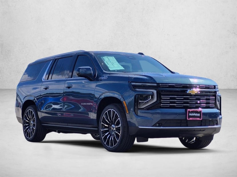2026 Chevrolet Suburban - Image 3