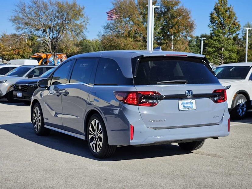 2026 Honda Odyssey - Image 3