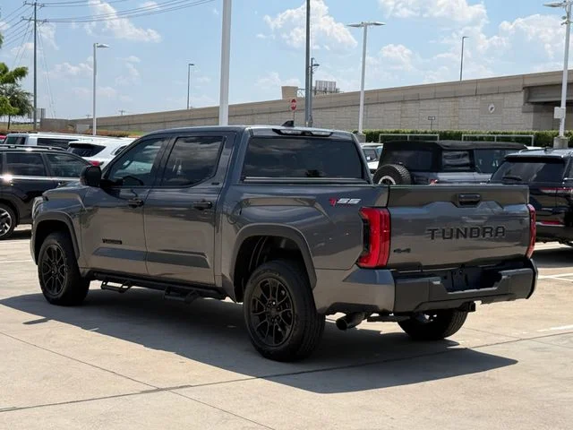 2023 Toyota Tundra - Image 2