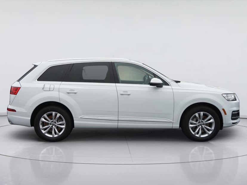 2018 Audi Q7 - Image 2