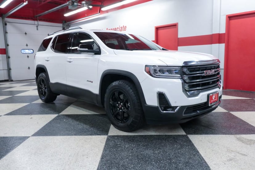 2023 GMC Acadia - Image 1