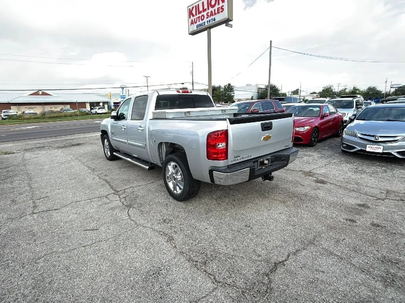 2013 Chevrolet Silverado - Image 2