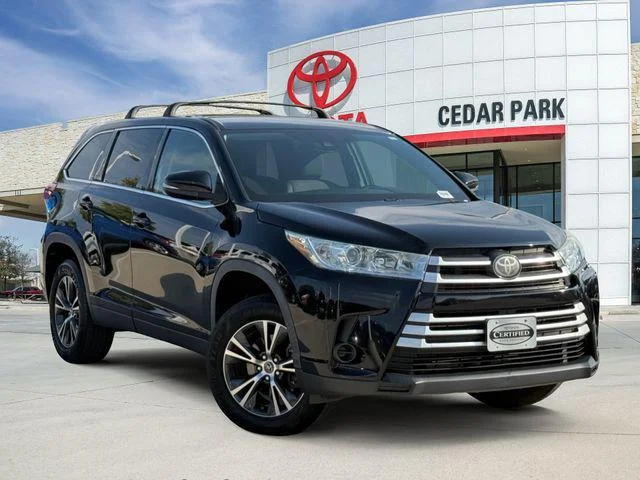 2019 Toyota Highlander - Image 1