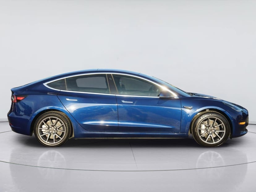 2018 Tesla Model 3 - Image 2