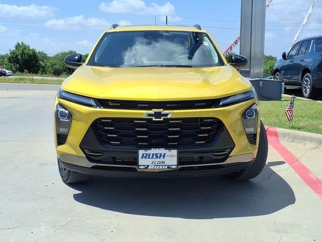2025 Chevrolet Trax - Image 3