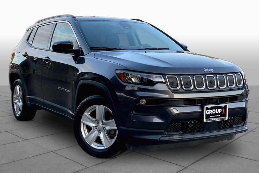 2022 Jeep Compass - Image 1