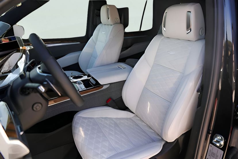 2025 Cadillac Escalade - Image 3