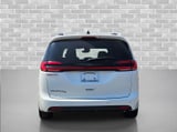 2023 Chrysler Pacifica - Preview 5
