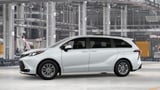 2026 Toyota Sienna - Preview 3