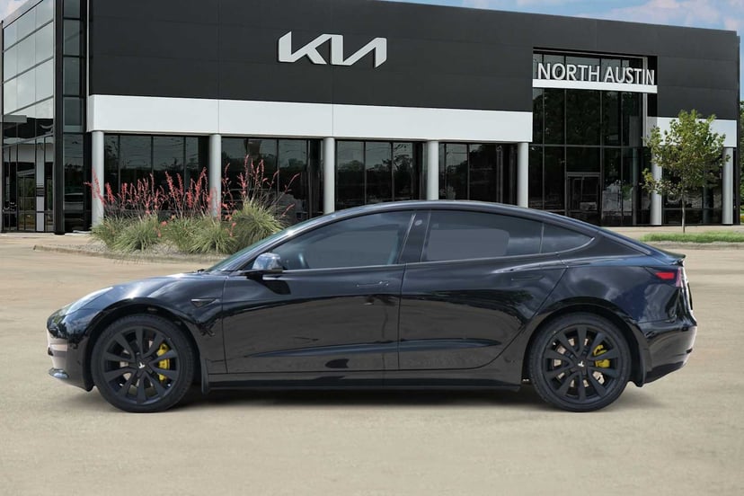 2019 Tesla Model 3 - Image 2