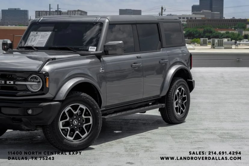 2024 Ford Bronco - Image 1