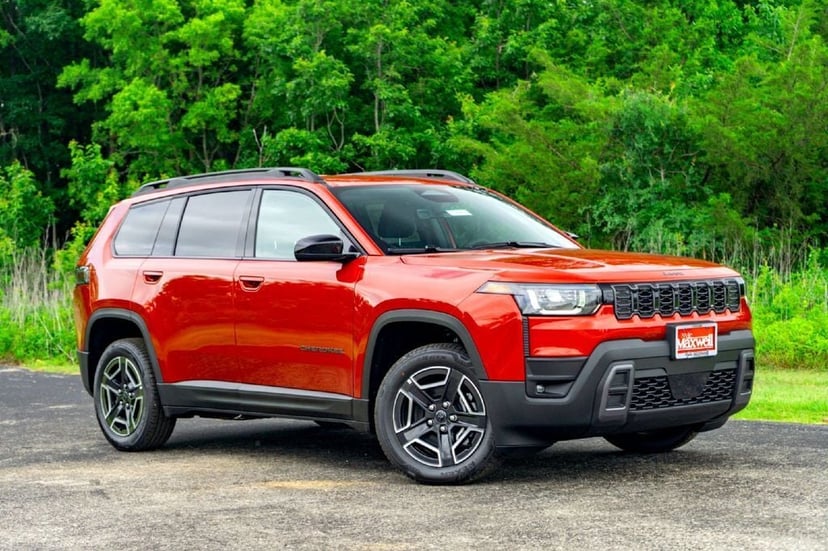 2026 Jeep Cherokee - Image 2