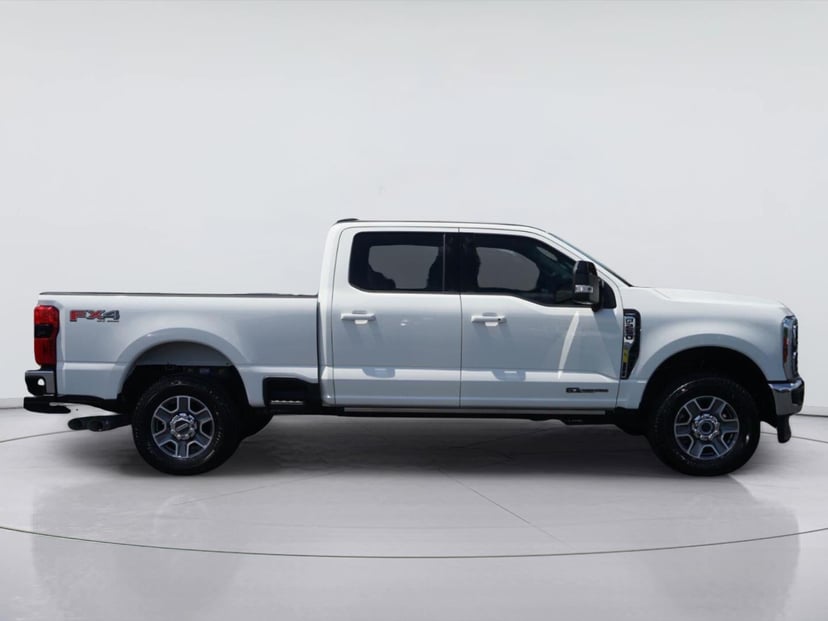 2024 Ford F-250 - Image 2
