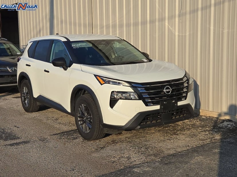 2024 Nissan Rogue - Image 1