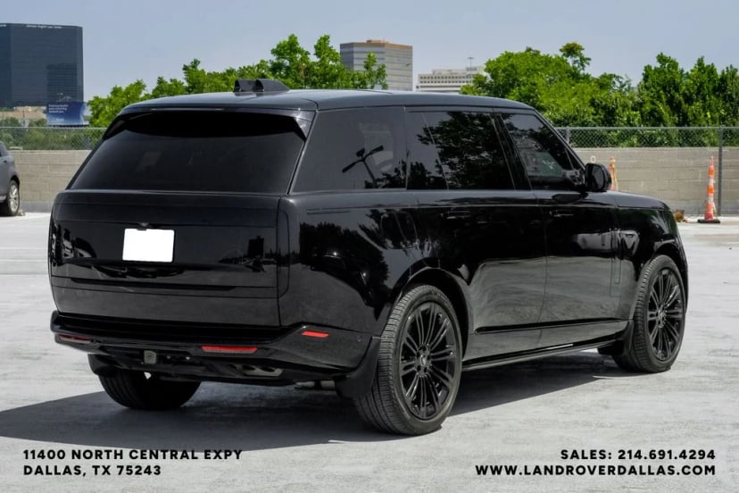 2023 Land Rover Range Rover - Image 3