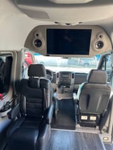 2017 Mercedes-Benz Sprinter - Preview 12