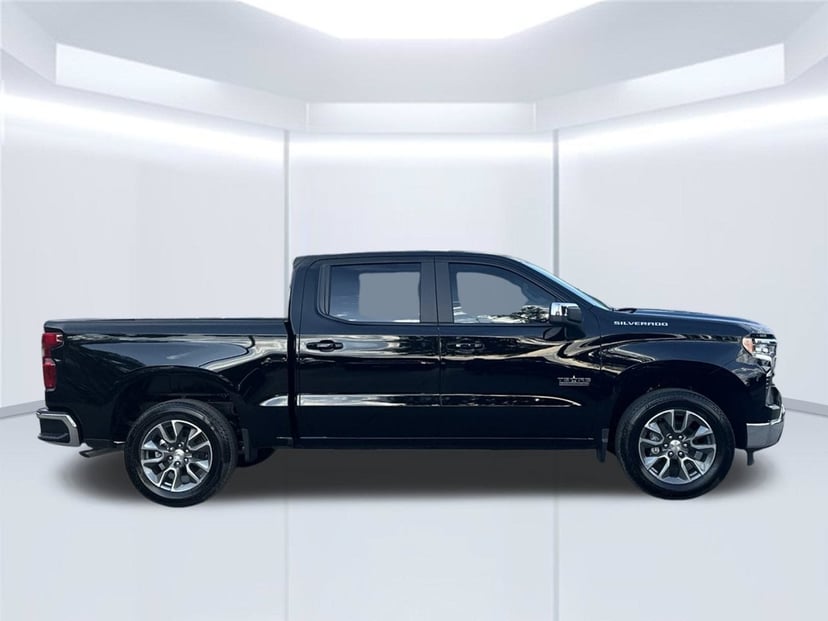 2026 Chevrolet Silverado 1500 - Image 1