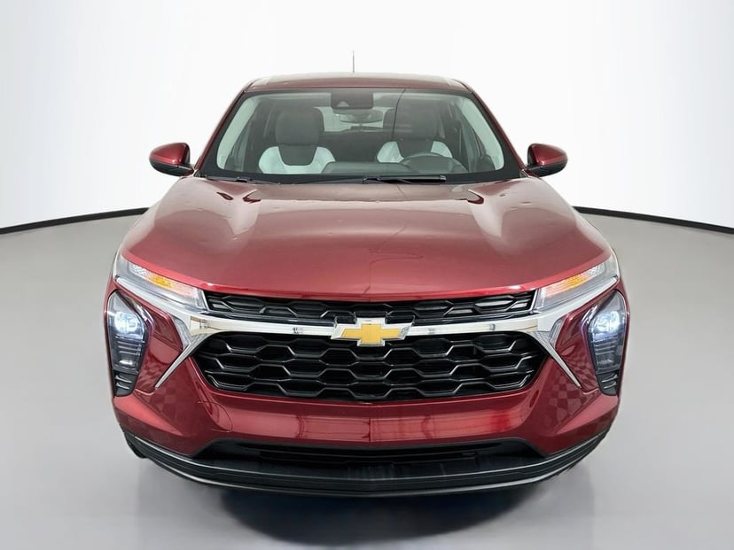 2024 Chevrolet Trax - Image 1