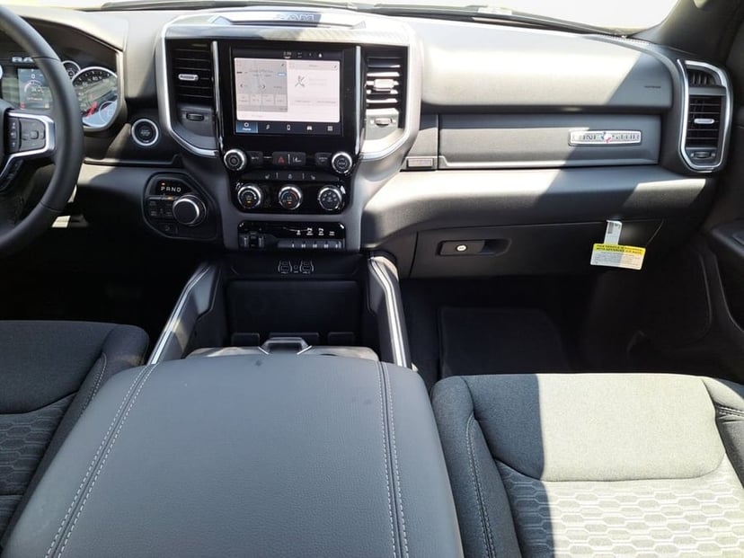 2026 Ram 1500 - Image 2