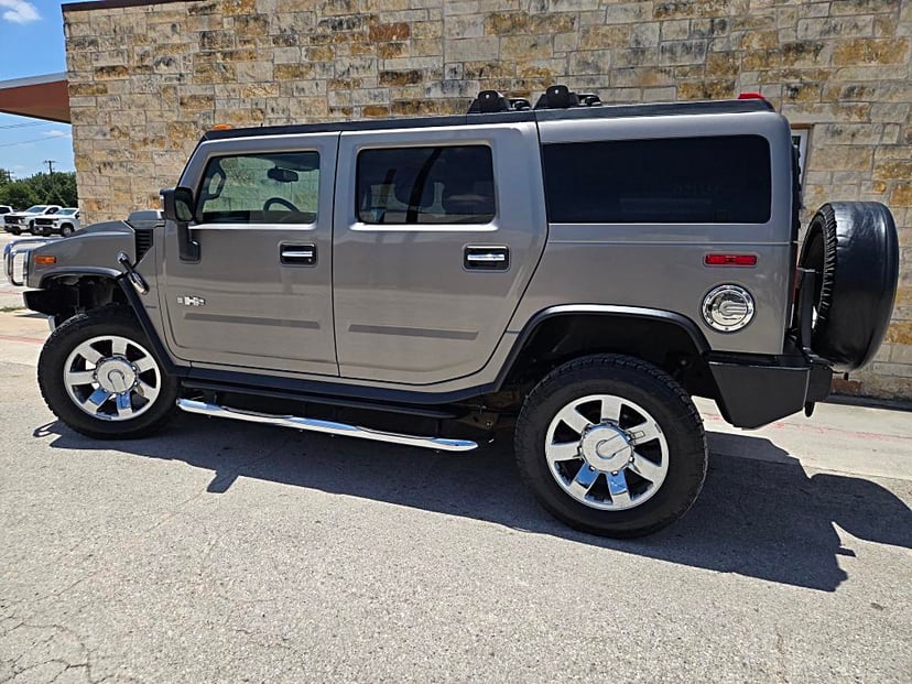 2009 HUMMER H2 - Image 3