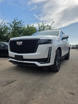 2022 Cadillac Escalade - Preview 3