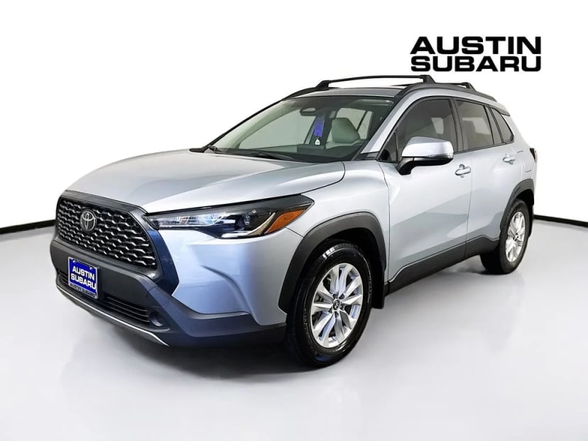 2024 Toyota Corolla Cross - Image 3