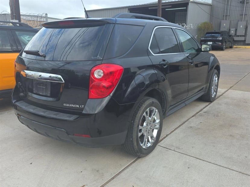 2010 Chevrolet Equinox - Image 3