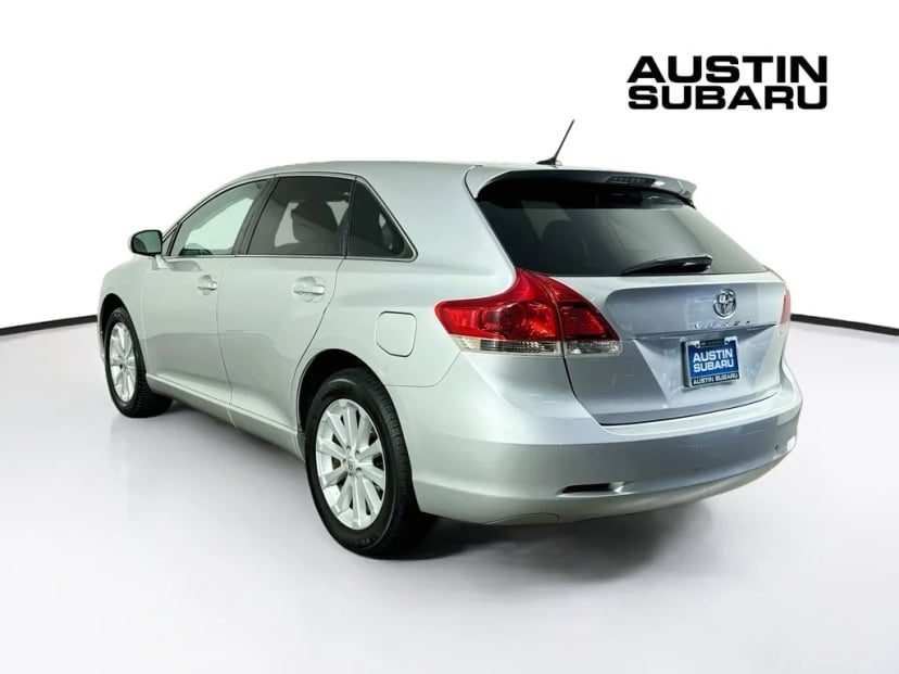 2010 Toyota Venza - Image 3