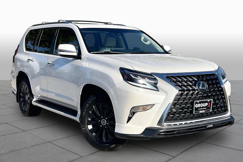 2022 Lexus GX - Image 2