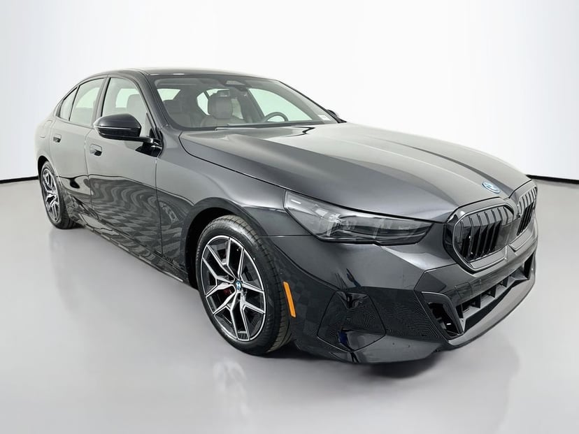 2027 BMW i5 - Image 2