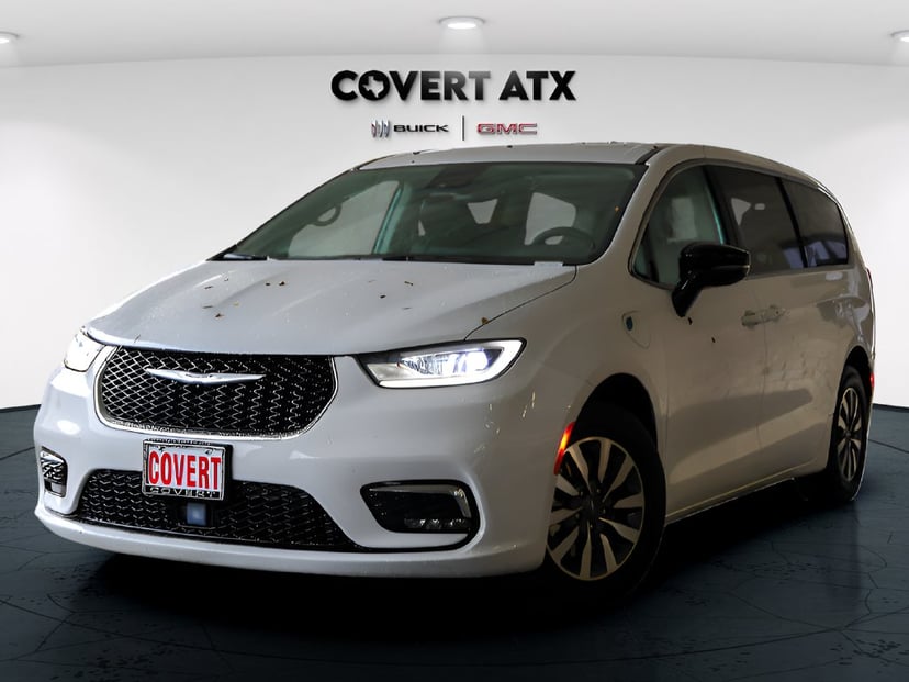 2024 Chrysler Pacifica - Image 1