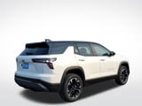 2027 Chevrolet Equinox - Preview 3