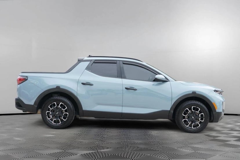 2022 Hyundai Santa Cruz - Image 1
