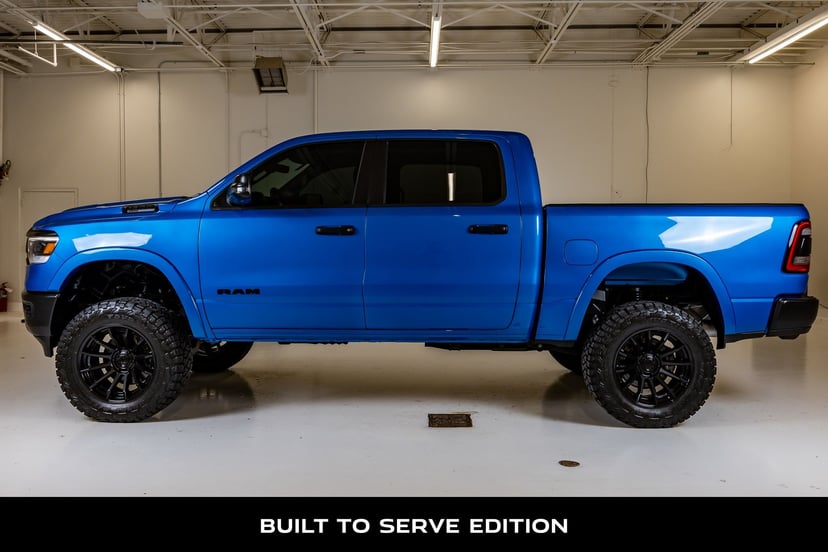 2023 Ram 1500 - Image 2
