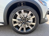 2026 Volvo V60 Cross Country - Preview 6