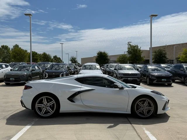 2026 Chevrolet Corvette - Image 2