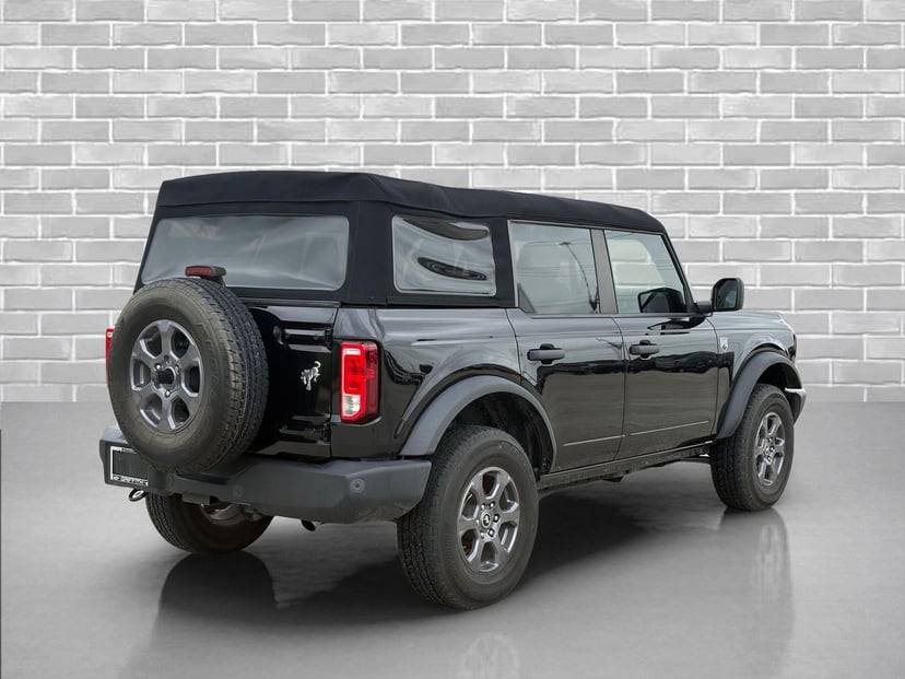 2024 Ford Bronco - Image 2