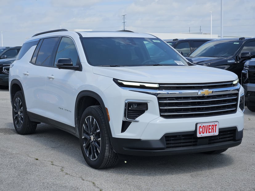 2026 Chevrolet Traverse - Image 2