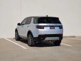 2026 Land Rover Discovery - Preview 3