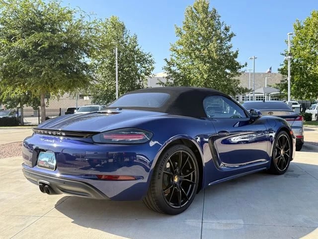 2020 Porsche 718 Boxster - Image 2