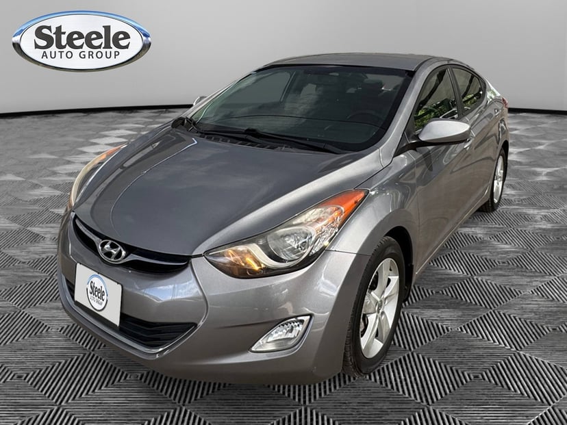2013 Hyundai Elantra - Image 1