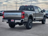2027 Ford F-250 - Preview 4