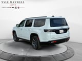 2026 Jeep Grand Wagoneer - Preview 13