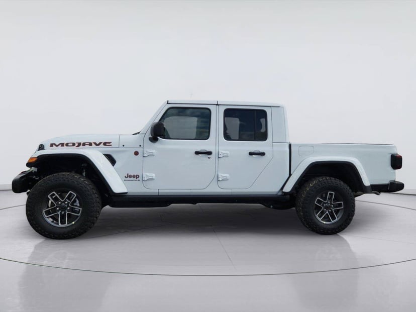 2026 Jeep Gladiator - Image 1