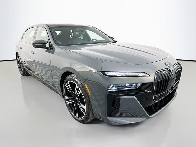2026 BMW 7 Series - Image 2