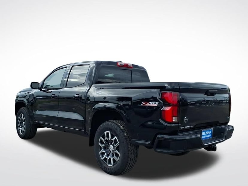 2026 Chevrolet Colorado - Image 2
