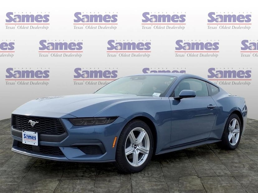 2026 Ford Mustang - Image 3