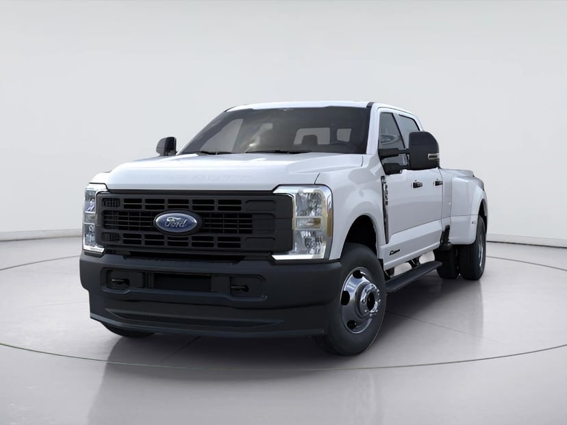 2026 Ford F-350 - Image 2