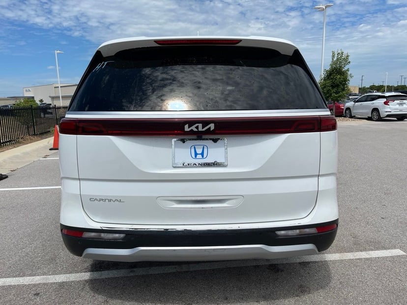 2024 Hyundai Carnival - Image 3